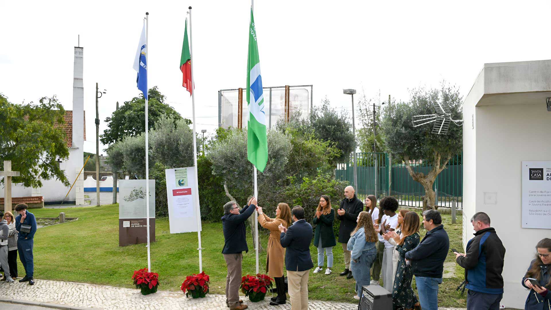 Hastear da bandeira verde na ASI