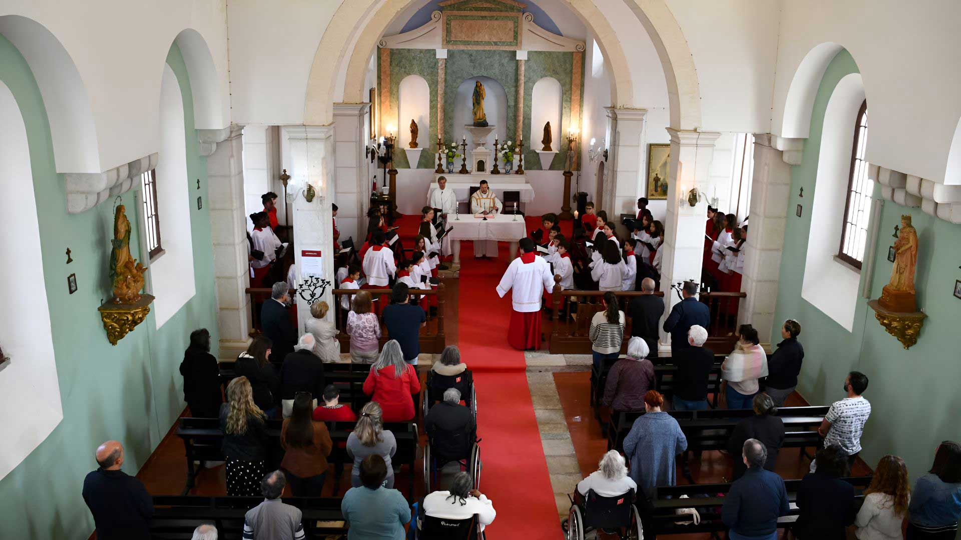 Projeto Coral “Capella de S. Vicente – Ensaio para Todos” presente na Capela da Aldeia de Santa Isabel